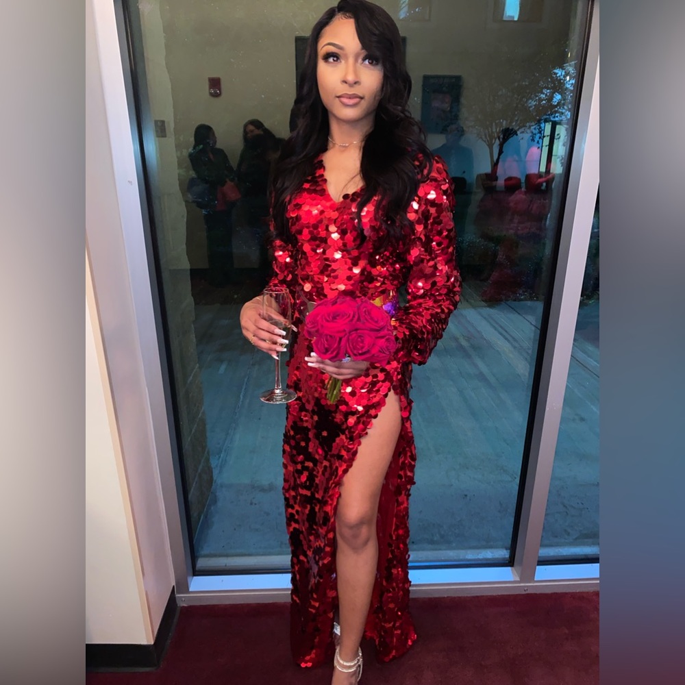 Size: Small Oyemwen Ruby Red Birthday Dress ❤️